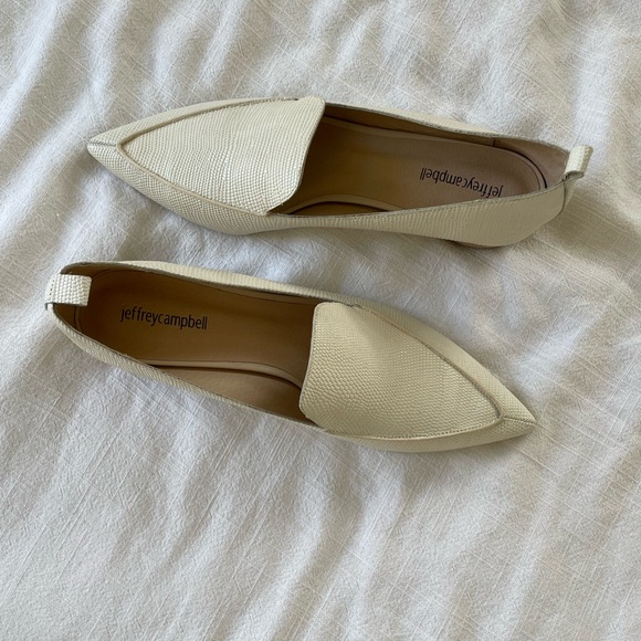 Jeffery Campbell Viona Lizard Embossed Pointed Toe Loafers - Picture 4 of 8